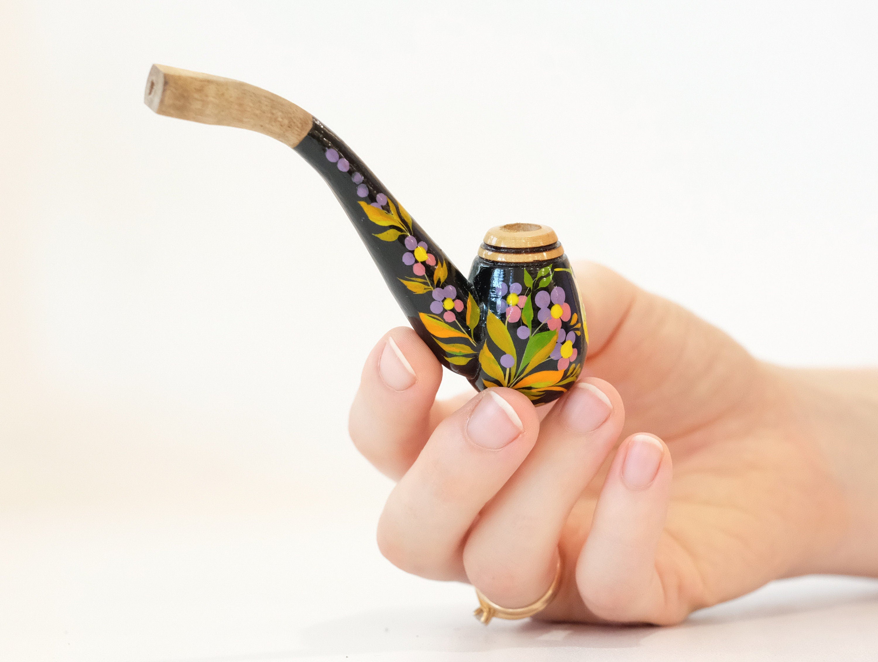 Regular Hummingbird Cigarette Holder - Painted Wooden Mini Pipe Cigarette Holder with Ukrainian Folk Art Petrykivka