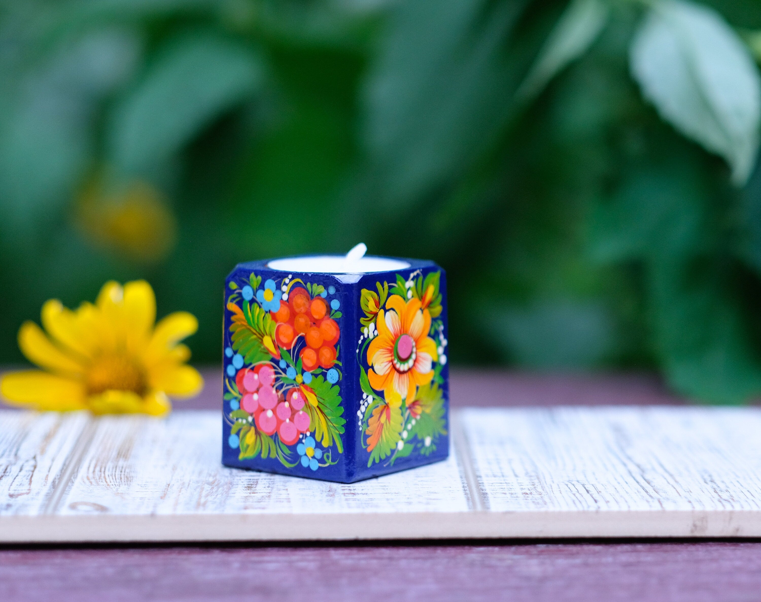 Wooden candle holder, Painted sunflower candle holder, Ukrainian tea light holder, Square tea light holder, Yellow flower candle holder,