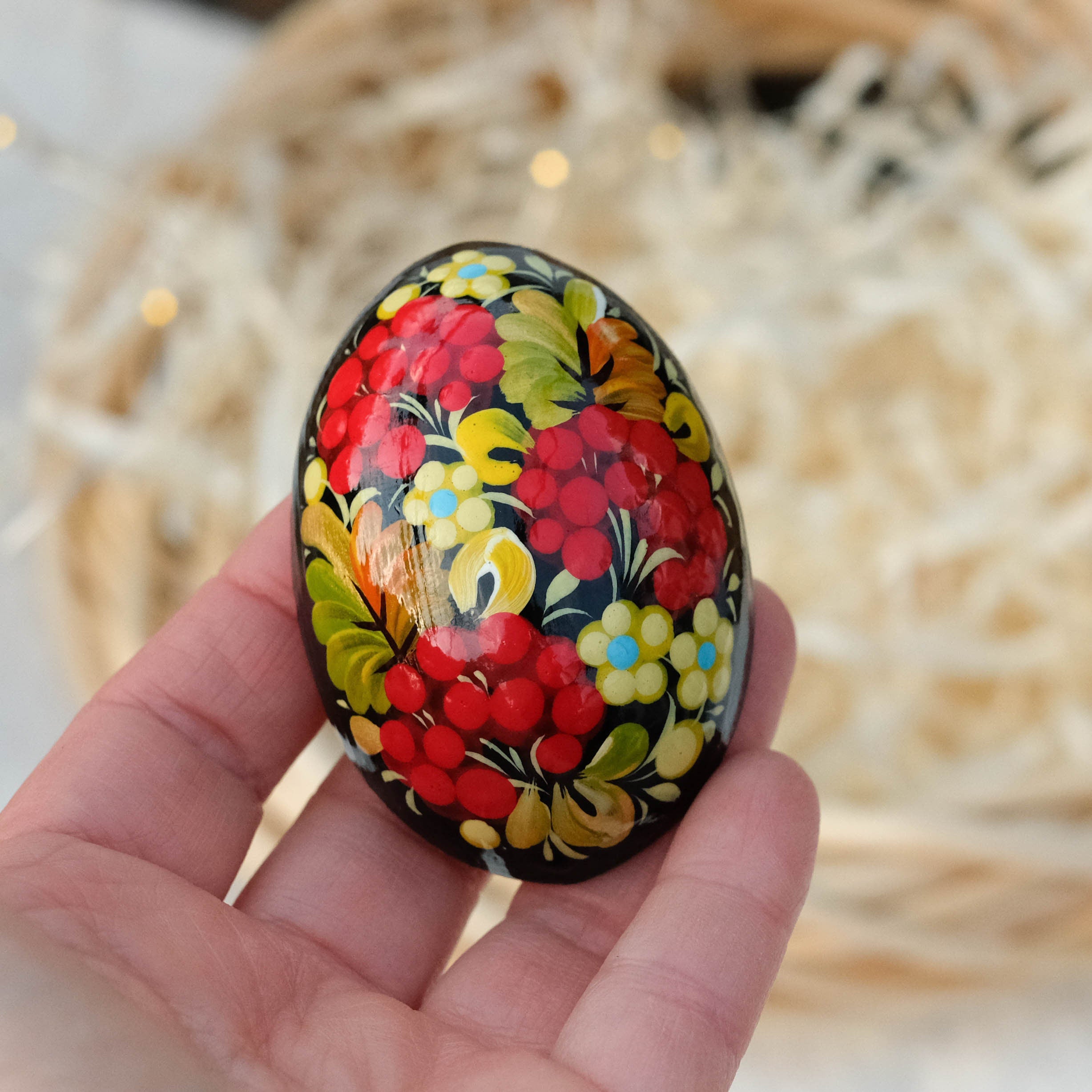 Painted wooden magnet, Egg-shaped Decorative fridge magnet, Hand-painted Ukrainian Petrykivka magnet, Carved Half-egg magnet