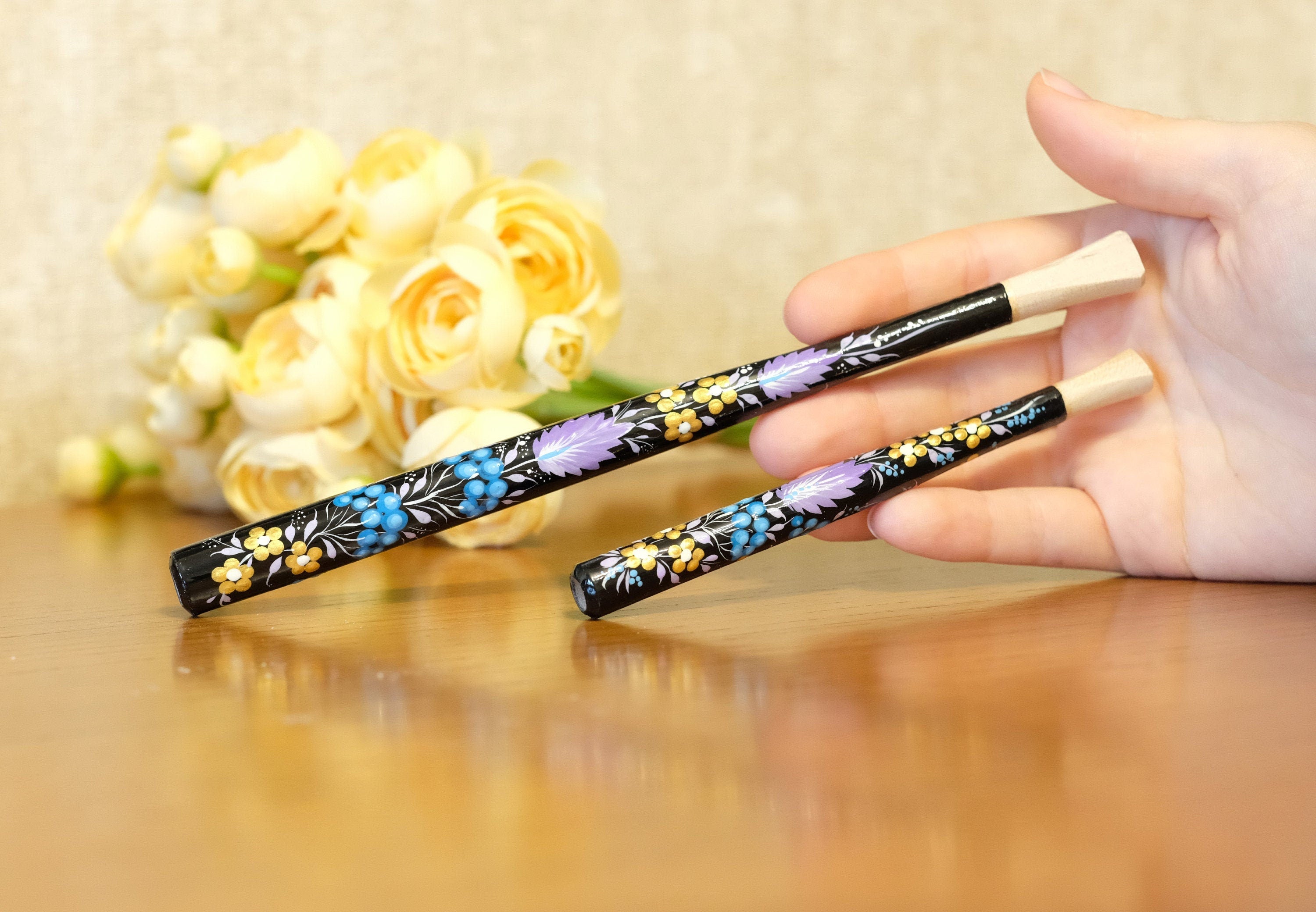 Regular & Slim Wooden Cigarette Holder - Painted Flower Mouthpiece with Ukrainian Folk Art Petrykivka