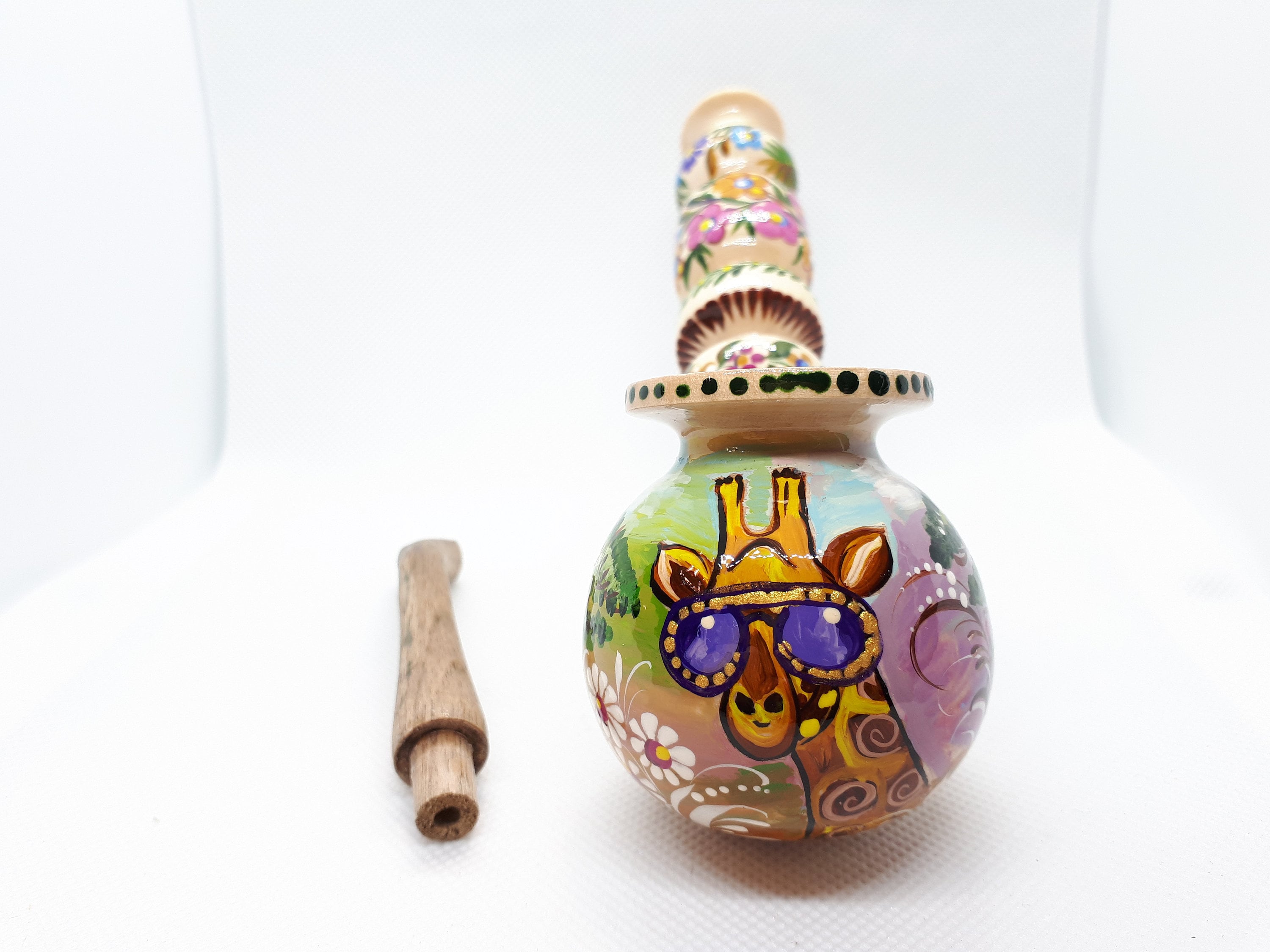 Long Wooden Smoking Pipe with Painted Giraffe in Sunglasses - Savanna Animal Pipe