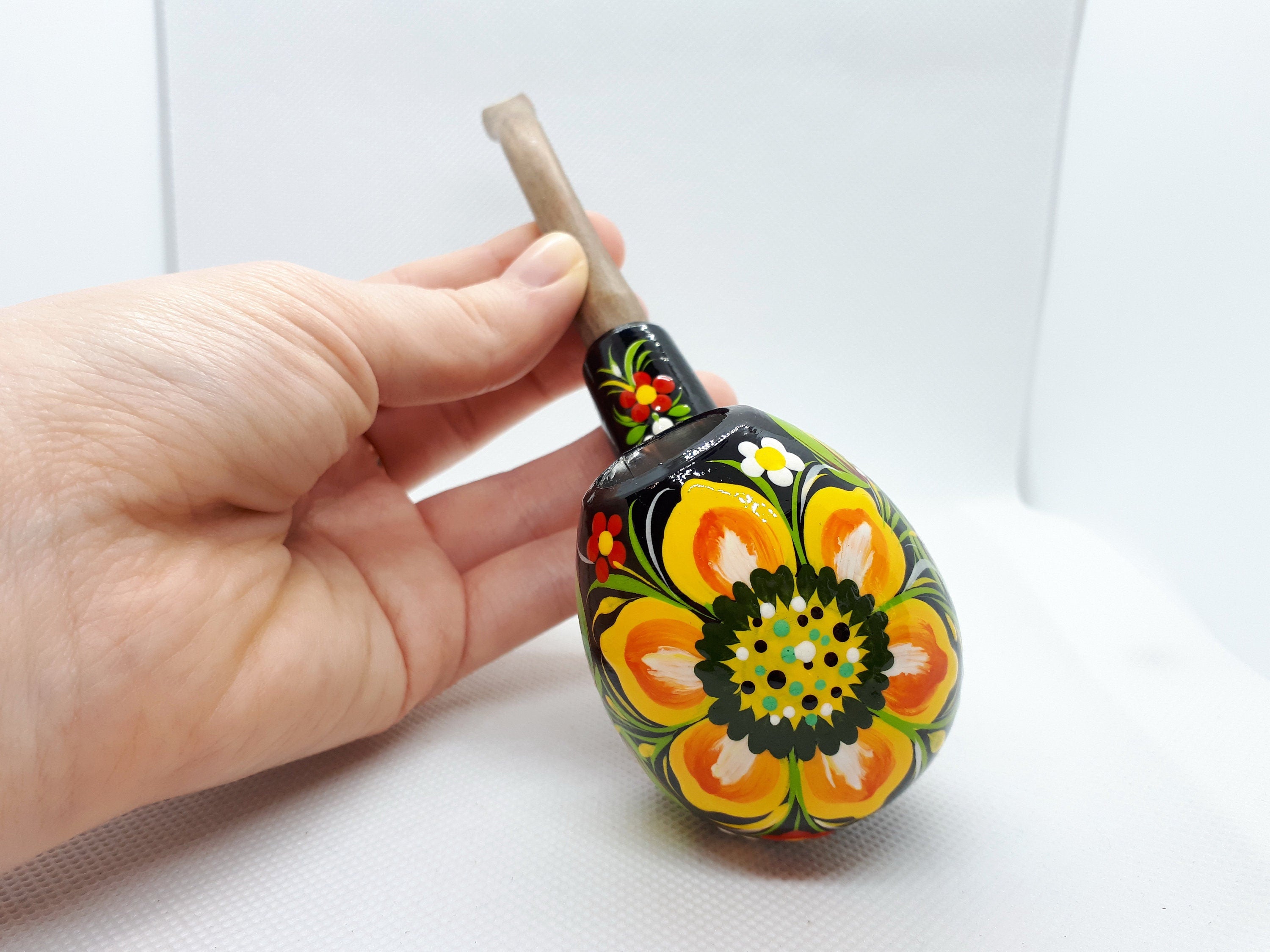Painted Wooden Sunflower Smoking Pipe - Tobacco Pipe with Ukrainian Folk Art Petrykivka