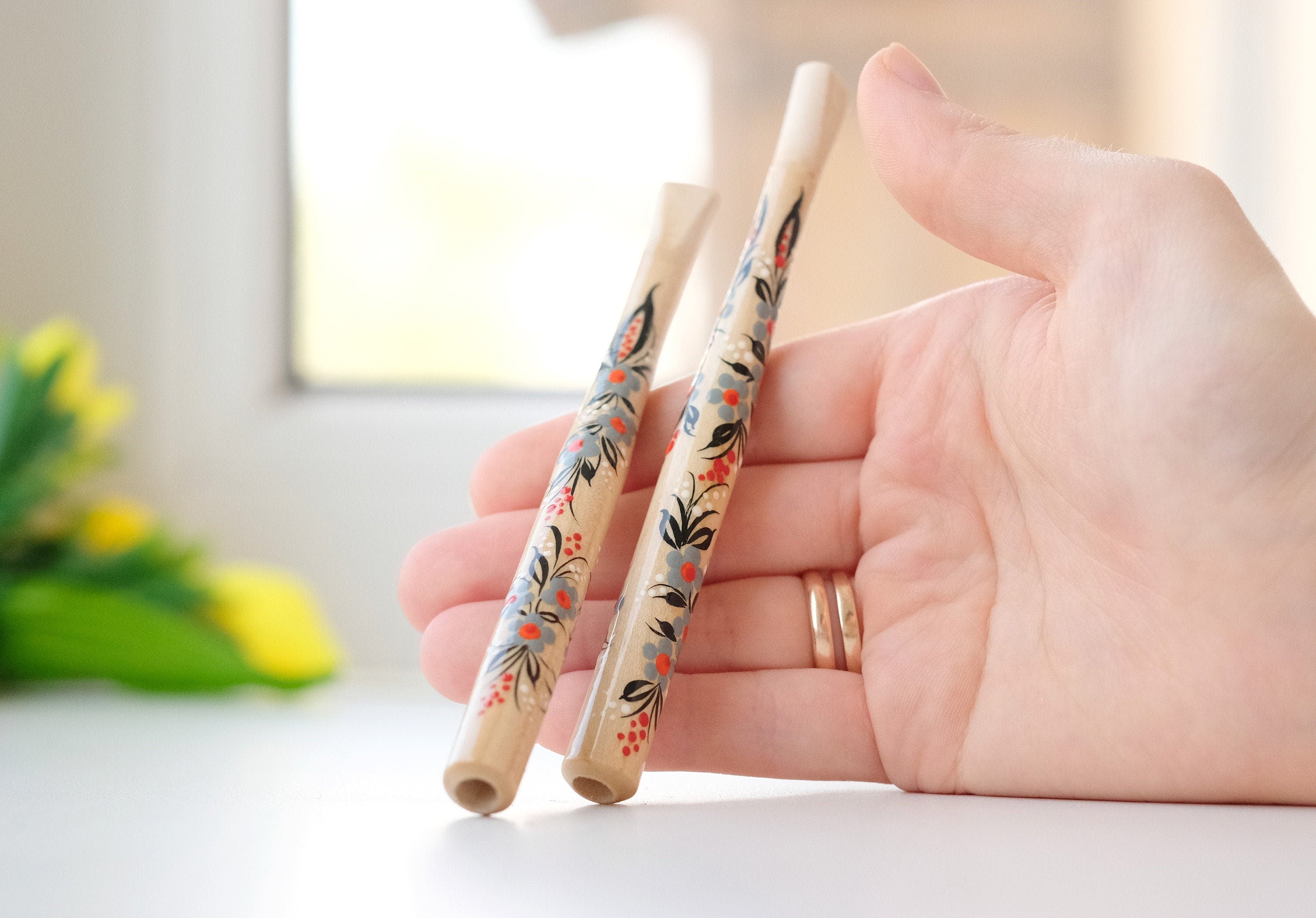 Painted Wooden Cigarette Holder - Regular & Slim - Flower Mouthpiece with Ukrainian Folk Art Petrykivka