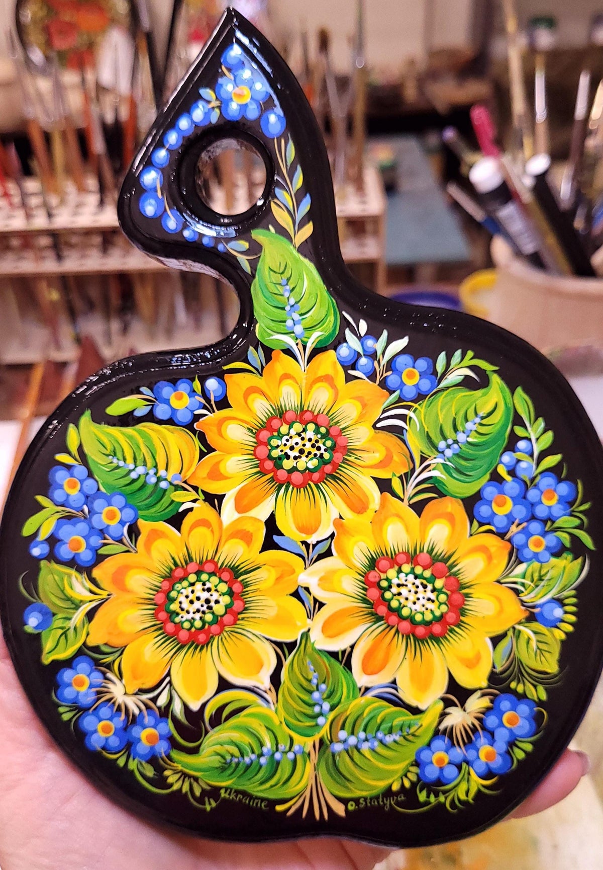 Painted Wooden Apple-shaped Mini Cutting Board with Sunflowers - Ukrainian Petrykivka Art
