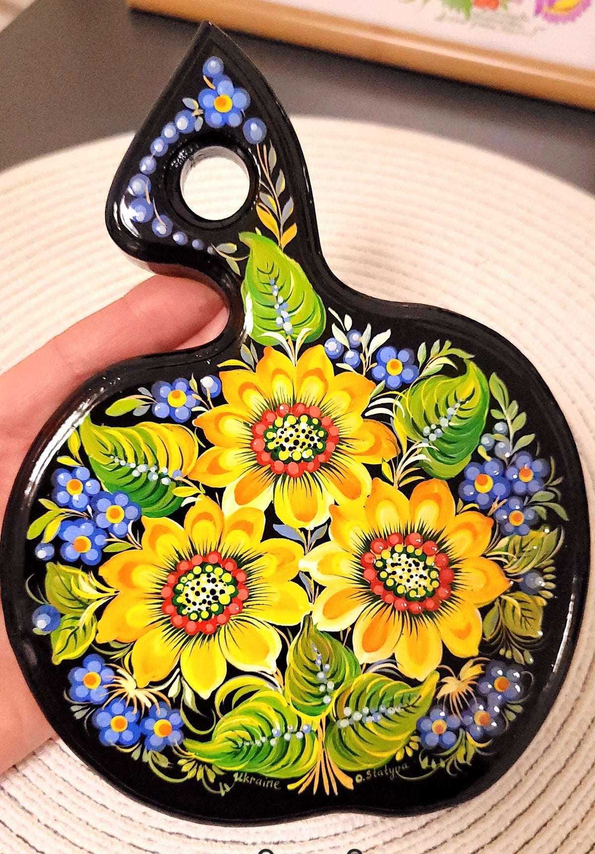 Painted Wooden Apple-shaped Mini Cutting Board with Sunflowers - Ukrainian Petrykivka Art