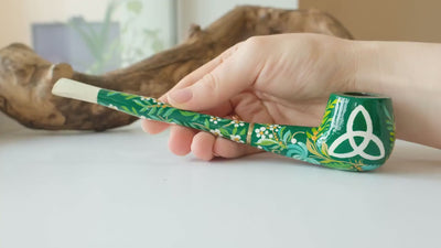 Painted Wooden Triquetra Smoking Pipe - Green Long Celtic Knot Tobacco Pipe