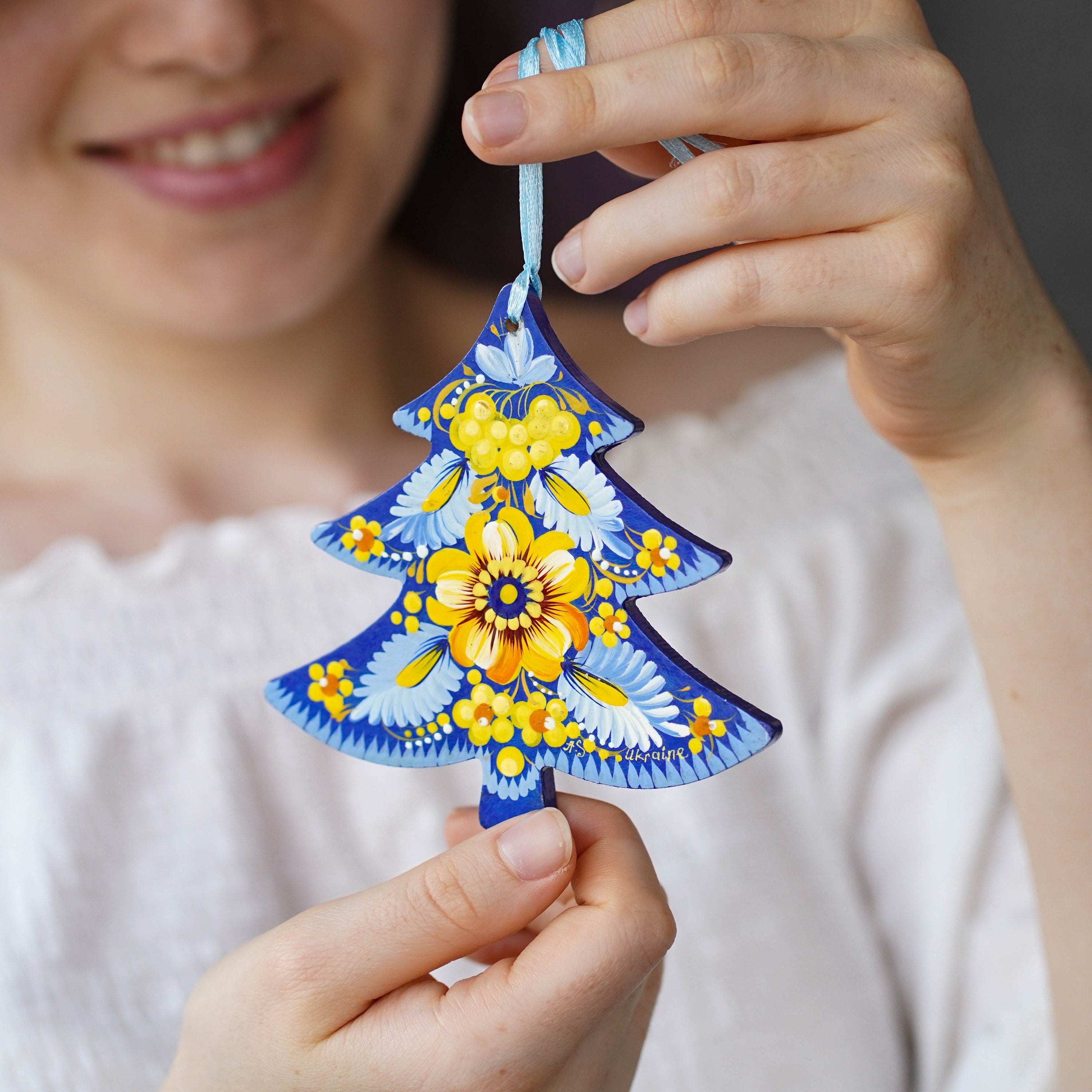 Hand-painted Ukrainian Christmas Tree Ornament Blue & Yellow